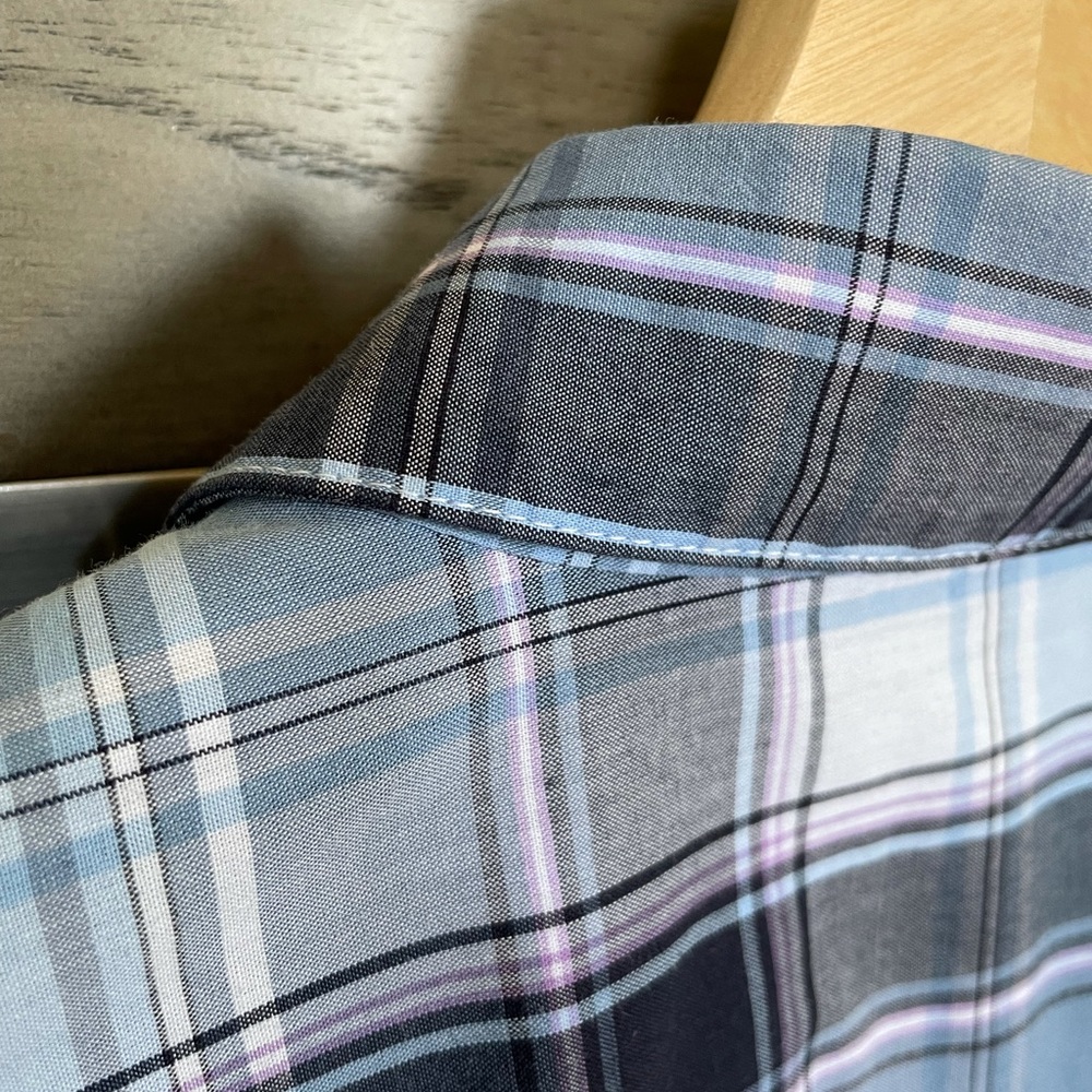 VanHeusen Classic Fit Shirt - Picture 9 of 14